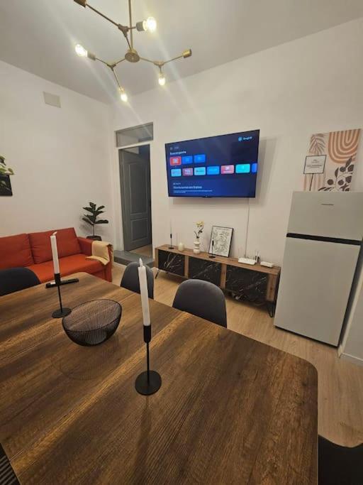 Heart Of City Center 4Br 2Bath 10 Pers Bucarest Exterior foto
