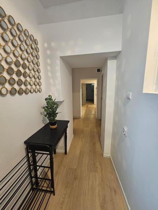 Heart Of City Center 4Br 2Bath 10 Pers Bucarest Exterior foto